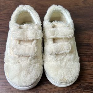 Fluffy Velcro Vans Toddler 4.5
